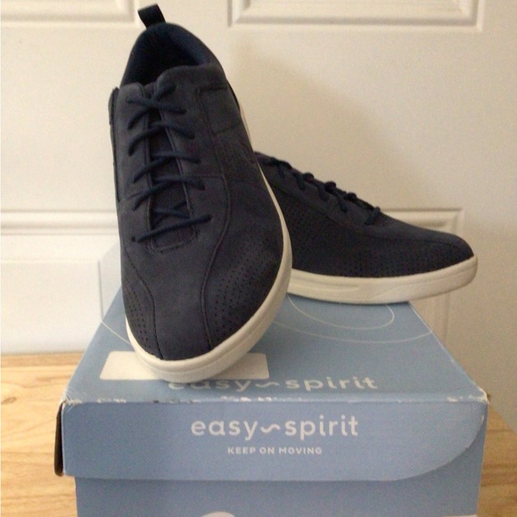 Easy Spirit Shoes New Easy Spirit Tie Up Shoes Poshmark